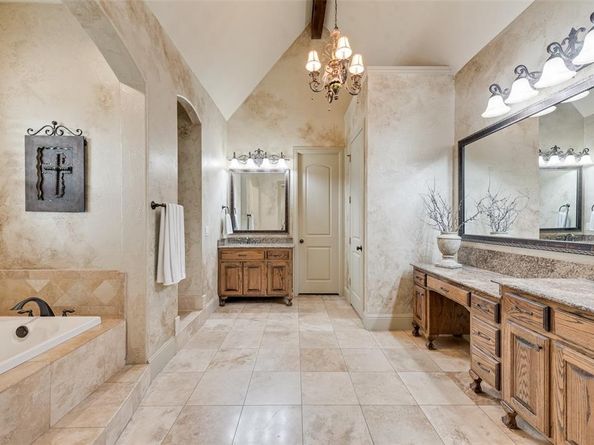 108  Berkshire Lane , Heath Texas 75032
