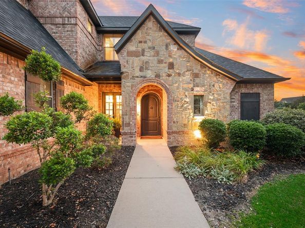 108  Berkshire Lane , Heath Texas 75032