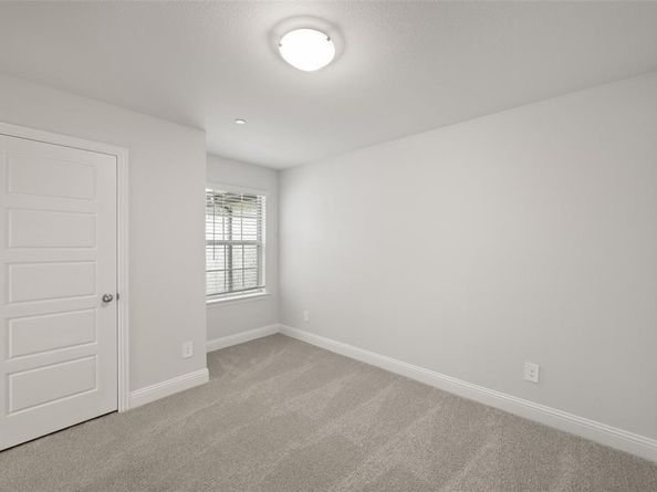 648  Sandiford  , Mansfield Texas 76063