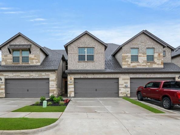 648  Sandiford  , Mansfield Texas 76063
