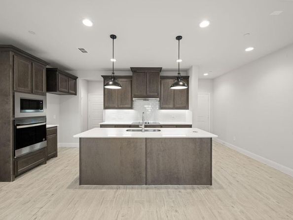 648  Sandiford  , Mansfield Texas 76063