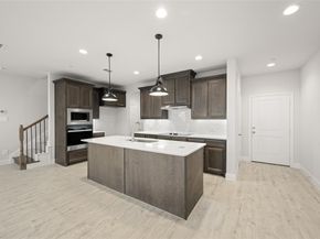 648  Sandiford  , Mansfield Texas 76063