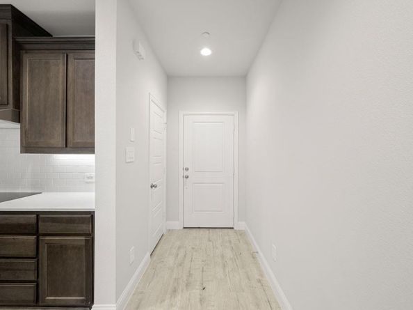 648  Sandiford  , Mansfield Texas 76063