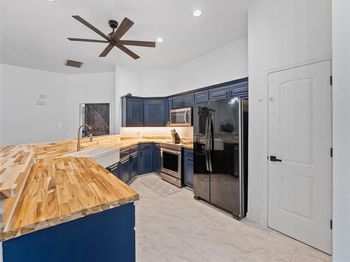 12200  Rolling Ridge Drive 