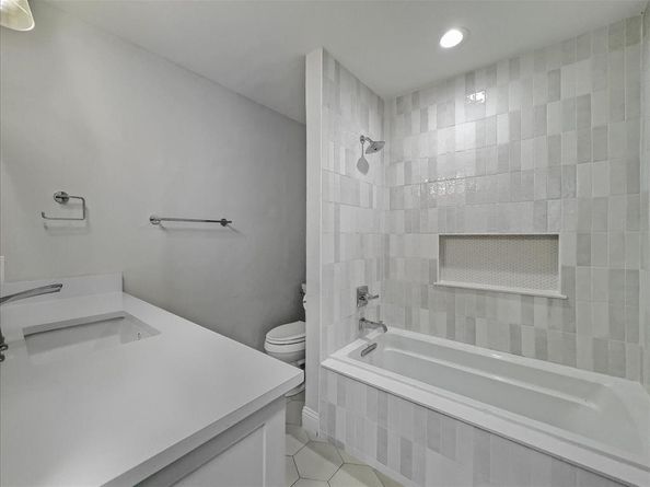 7049  Gateridge Drive , Dallas Texas 75254
