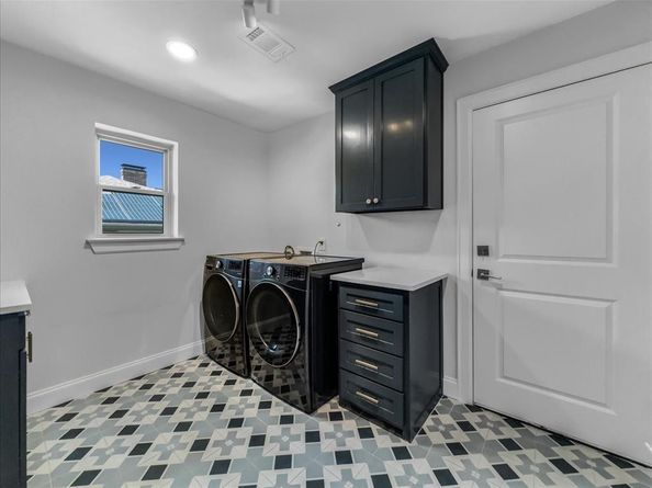 7049  Gateridge Drive , Dallas Texas 75254