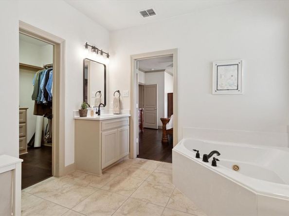 3852  Banner Drive , Frisco Texas 75034