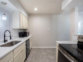 641  Furlong Drive , Dallas Texas 75211