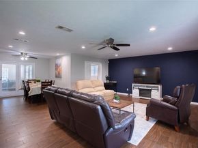 641  Furlong Drive , Dallas Texas 75211