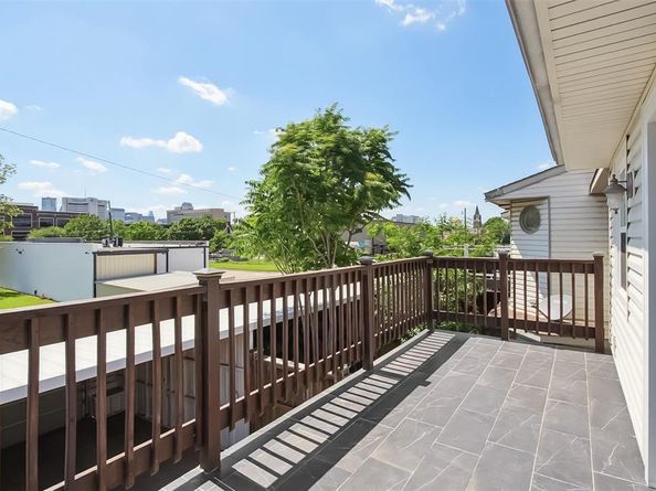 439  Josephine Street , Dallas Texas 75246