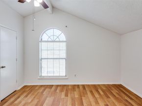 6  Tanager Court , Mansfield Texas 76063