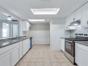 6  Tanager Court , Mansfield Texas 76063