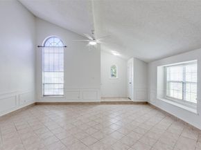 6  Tanager Court , Mansfield Texas 76063