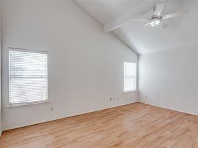 6  Tanager Court , Mansfield Texas 76063