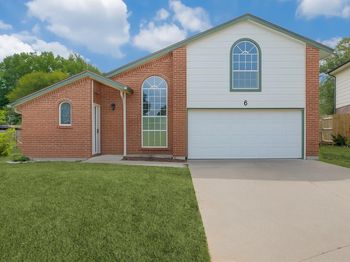 6  Tanager Court 