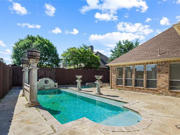 17  Wimbledon Court , Heath Texas 75032