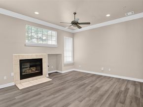 4092  Oberlin Way , Addison Texas 75001
