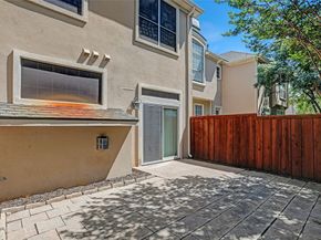4092  Oberlin Way , Addison Texas 75001