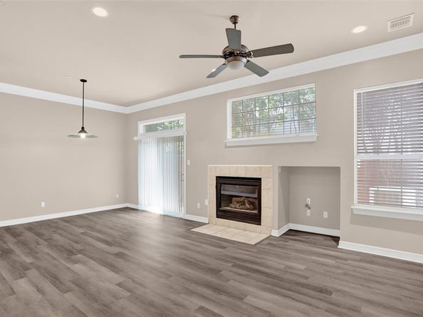 4092  Oberlin Way , Addison Texas 75001