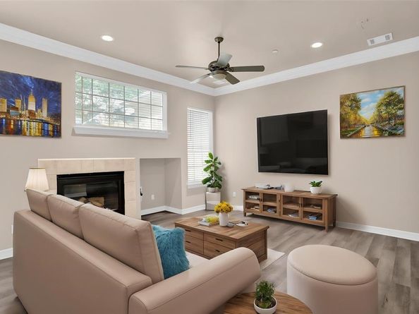 4092  Oberlin Way , Addison Texas 75001