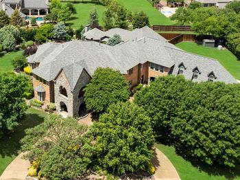 2001  Creekridge Drive 