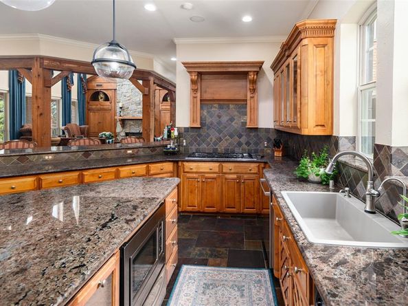 2001  Creekridge Drive , Frisco Texas 75034