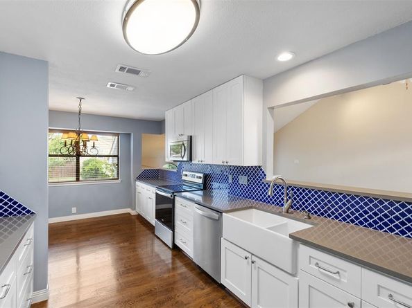 2920  Sunset Point Lane , Carrollton Texas 75007