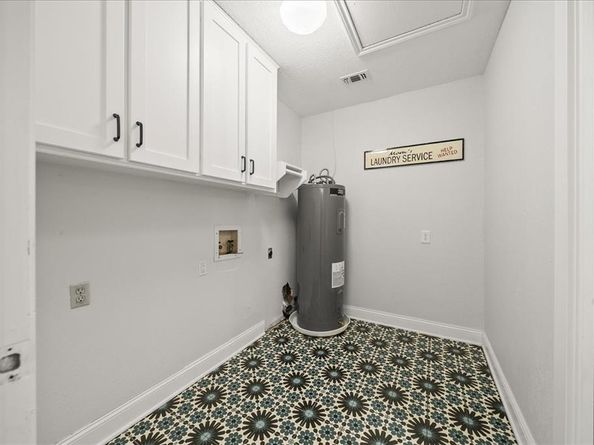 1106  Cypress Court , Mansfield Texas 76063