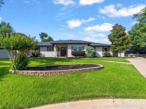 1106  Cypress Court , Mansfield Texas 76063