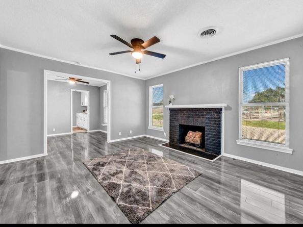 341  Emma Street , Fort Worth Texas 76111