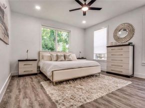 1514  Bickers Street , Dallas Texas 75212