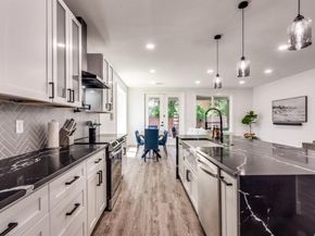 1514  Bickers Street , Dallas Texas 75212