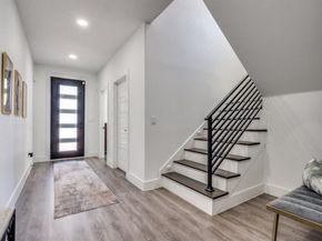 1514  Bickers Street , Dallas Texas 75212