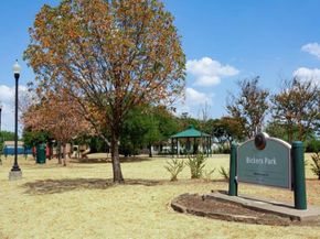 1514  Bickers Street , Dallas Texas 75212