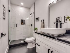 1514  Bickers Street , Dallas Texas 75212
