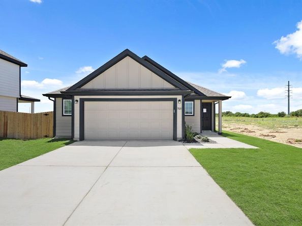 7021  Trestle Street , Fort Worth Texas 76036