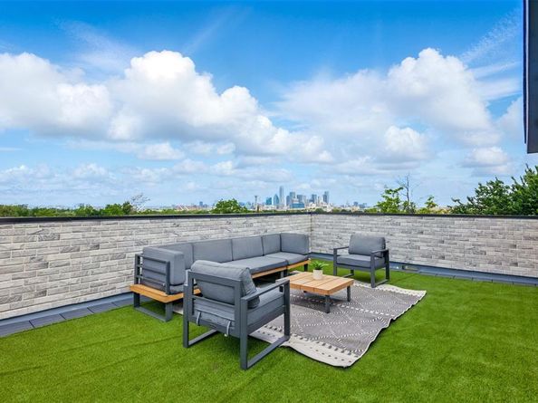 430 E 8th   201, Dallas Texas 75203