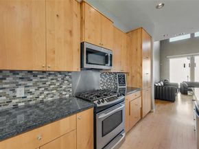 959 W Bluff Street  105, Fort Worth Texas 76102