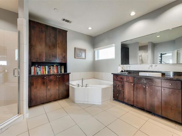 959 W Bluff Street  105, Fort Worth Texas 76102
