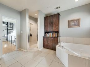 959 W Bluff Street  105, Fort Worth Texas 76102