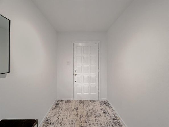 4606  Hazelhurst Lane , Dallas Texas 75227