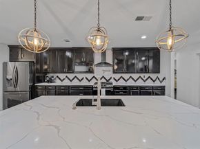 4606  Hazelhurst Lane , Dallas Texas 75227