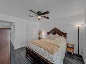 4606  Hazelhurst Lane , Dallas Texas 75227