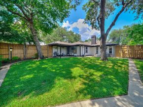 4606  Hazelhurst Lane , Dallas Texas 75227