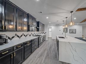 4606  Hazelhurst Lane , Dallas Texas 75227