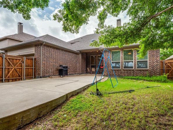 898  Clear Water Drive , Allen Texas 75013