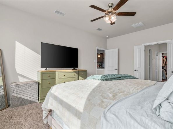 15945  White Mill Road , Fort Worth Texas 76177