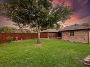 1613  Parkside Trail , Lewisville Texas 75077