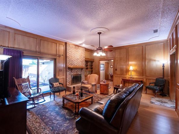 1613  Parkside Trail , Lewisville Texas 75077