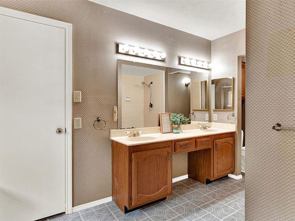 1305  Jabbet Drive , Plano Texas 75025